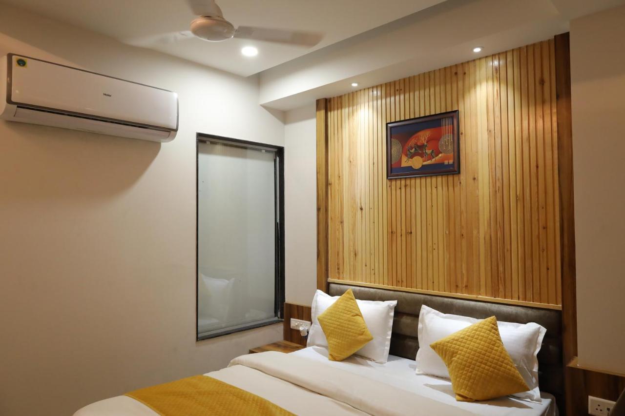 Hotel The Bell Ludhiana Exterior foto